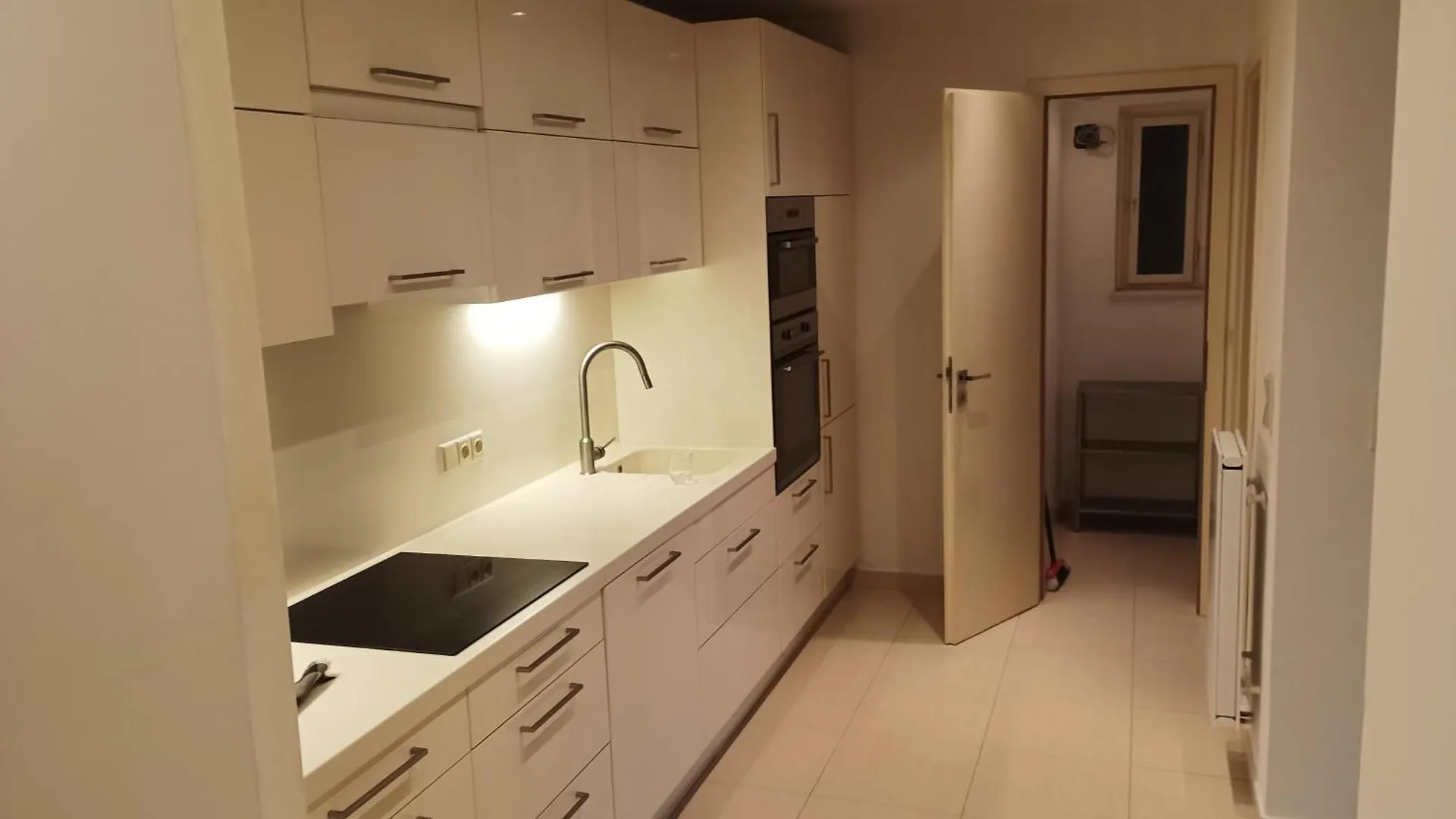 Spacious Rooms In Prague 6 Near Center Tjekkiet